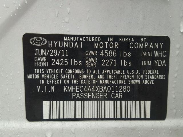 KMHEC4A4XBA011280 - 2011 HYUNDAI SONATA HYB WHITE photo 10