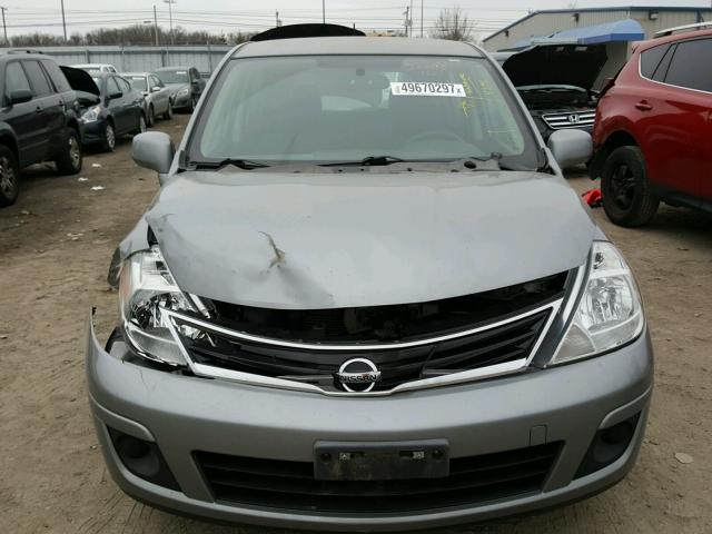 3N1BC1CP1CK808484 - 2012 NISSAN VERSA S SILVER photo 9