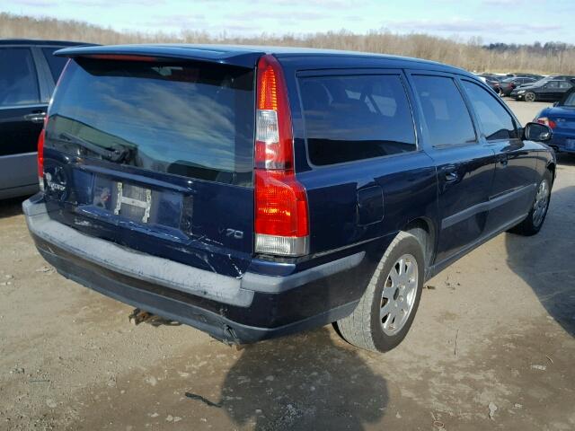 YV1SW61R121185545 - 2002 VOLVO V70 BLUE photo 4