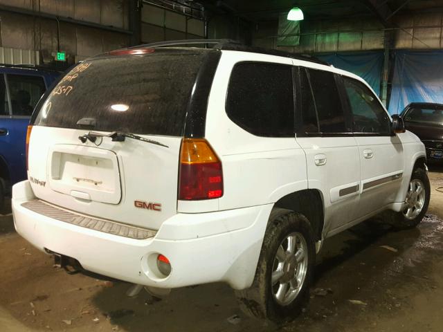 1GKDT13S352222883 - 2005 GMC ENVOY WHITE photo 4