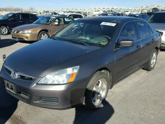 1HGCM65556A025103 - 2006 HONDA ACCORD EX CHARCOAL photo 2