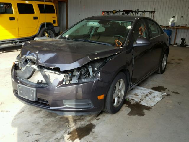 1G1PC5SBXE7105069 - 2014 CHEVROLET CRUZE LT GRAY photo 2