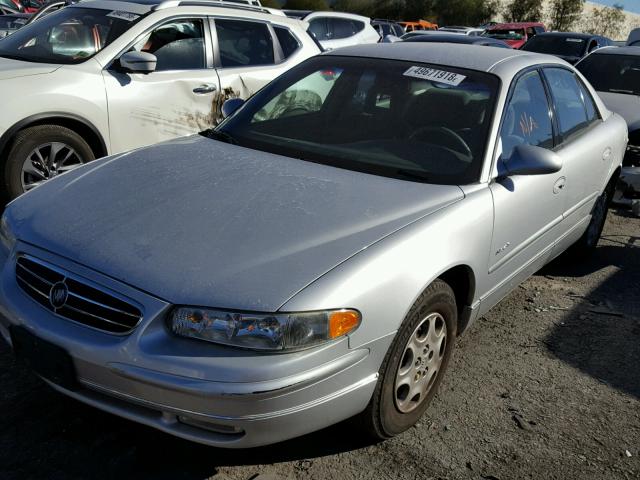2G4WB52K0Y1188319 - 2000 BUICK REGAL LS SILVER photo 2