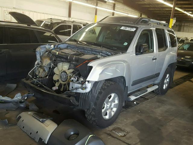 5N1AN0NW8BC500701 - 2011 NISSAN XTERRA OFF SILVER photo 2