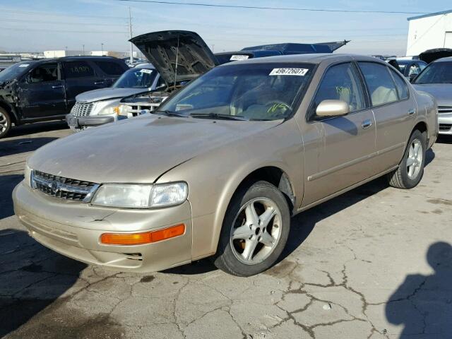 JN1CA21D7WM926696 - 1998 NISSAN MAXIMA GOLD photo 2