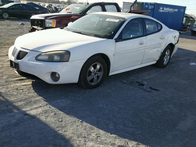 2G2WP552581141664 - 2008 PONTIAC GRAND PRIX WHITE photo 2