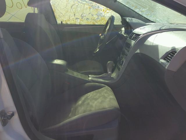 1G1ZA5EU2CF211403 - 2012 CHEVROLET MALIBU LS WHITE photo 5