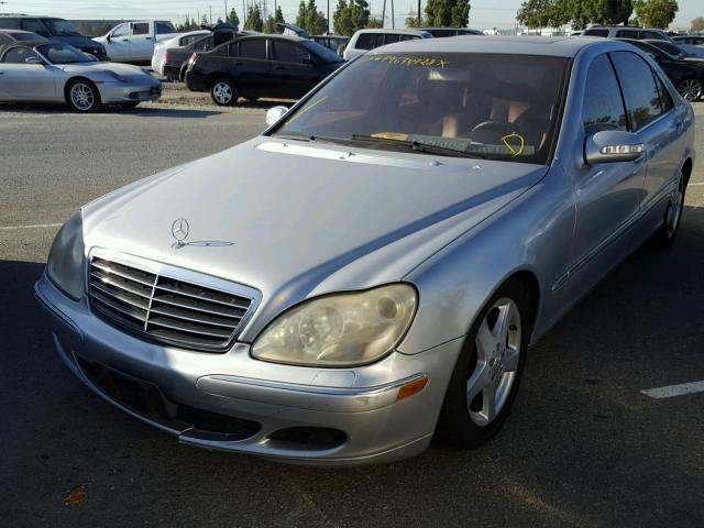 WDBNG75J84A386418 - 2004 MERCEDES-BENZ S 500 SILVER photo 2