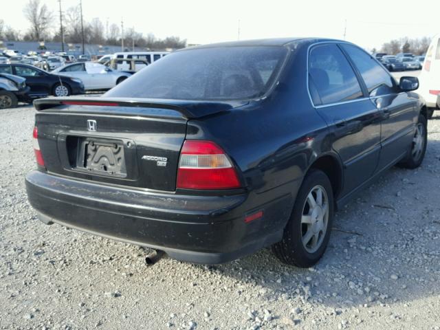 JHMCD5562SC038633 - 1995 HONDA ACCORD EX BLACK photo 4