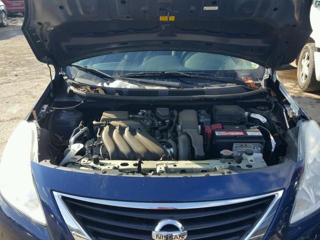 3N1CN7AP5CL809703 - 2012 NISSAN VERSA S BLUE photo 7