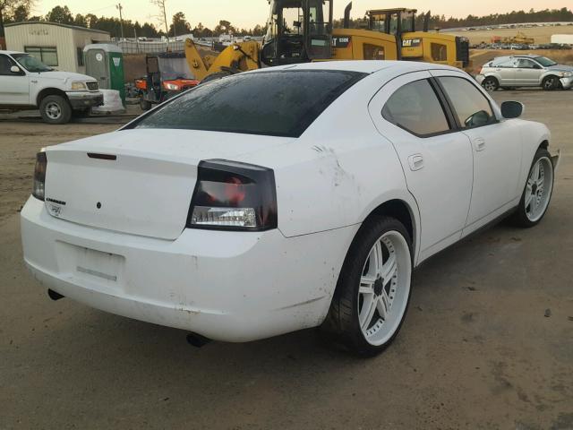 2B3KA43RX7H796996 - 2007 DODGE CHARGER SE WHITE photo 4