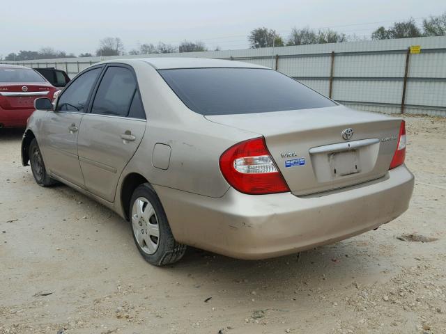JTDBE32KX40276170 - 2004 TOYOTA CAMRY LE ბეჟი ფოტო 3