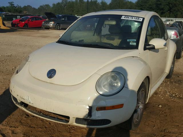 3VWRR31CX6M407852 - 2006 VOLKSWAGEN NEW BEETLE 白色 照片 2