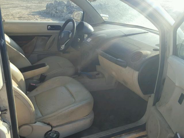 3VWRR31CX6M407852 - 2006 VOLKSWAGEN NEW BEETLE 白色 照片 5