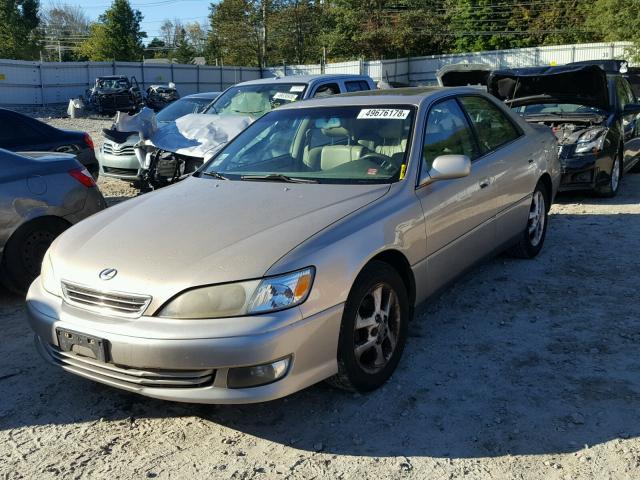 JT8BF28G2Y5087532 - 2000 LEXUS ES 300 BEIGE photo 2