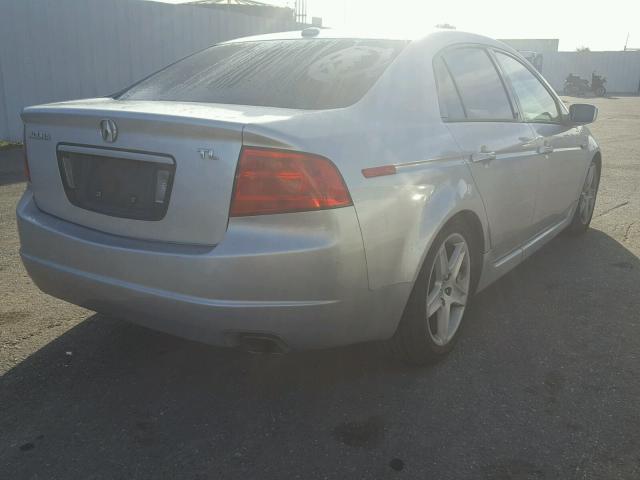 19UUA66246A007788 - 2006 ACURA 3.2TL SILVER photo 4