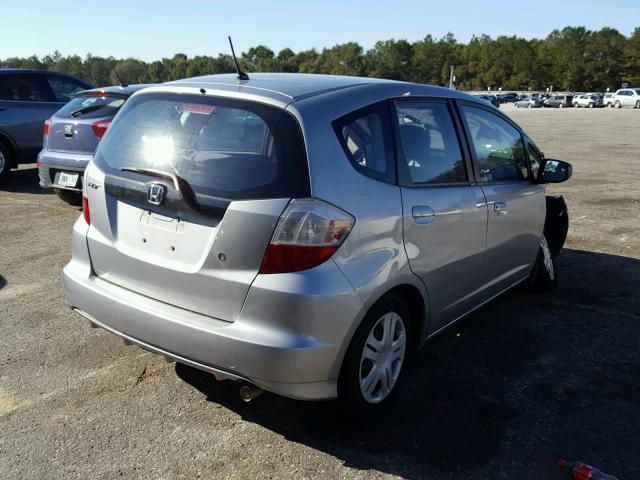 JHMGE88229S038480 - 2009 HONDA FIT SILVER photo 4