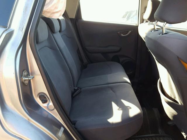 JHMGE88229S038480 - 2009 HONDA FIT Gümüş foto 6