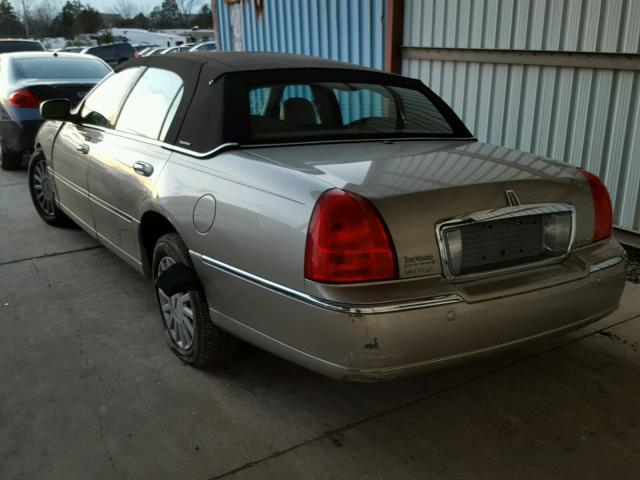 1LNHM81W25Y633077 - 2005 LINCOLN TOWN CAR S BEIGE photo 3