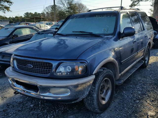 1FMPU18L2WLA17165 - 1998 FORD EXPEDITION BLUE photo 2