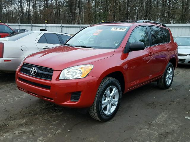 2T3ZF4DV9CW109074 - 2012 TOYOTA RAV4 RED photo 2