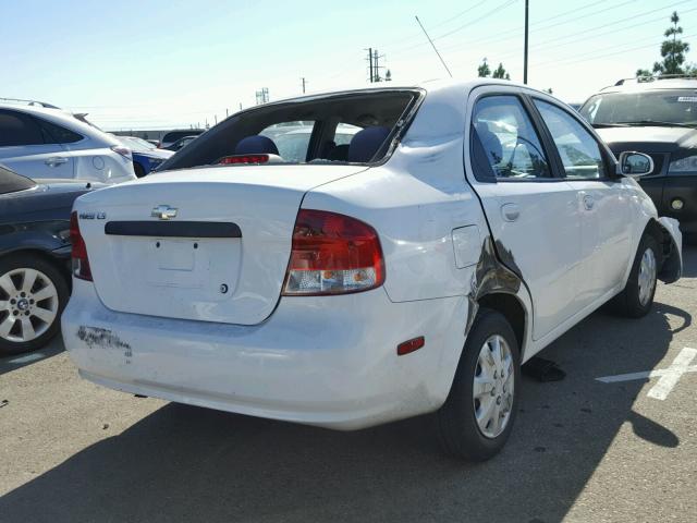 KL1TD56656B670691 - 2006 CHEVROLET AVEO BASE Ақ фото 4