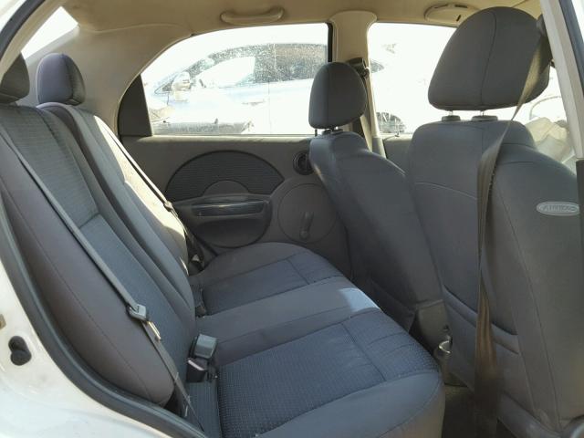 KL1TD56656B670691 - 2006 CHEVROLET AVEO BASE Ақ фото 6