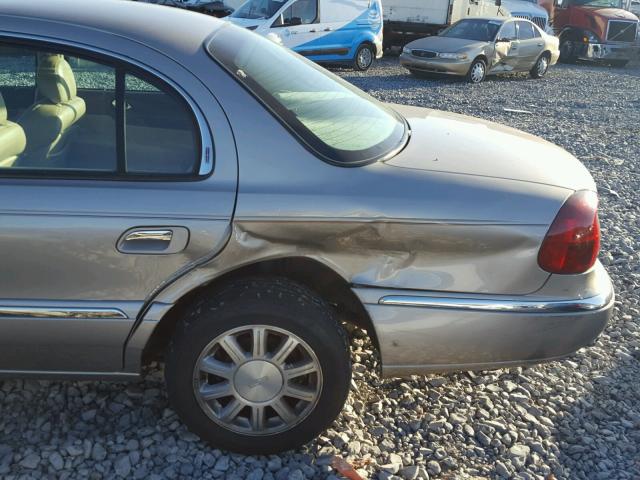 1LNHM97V61Y708006 - 2001 LINCOLN CONTINENTA TAN photo 9