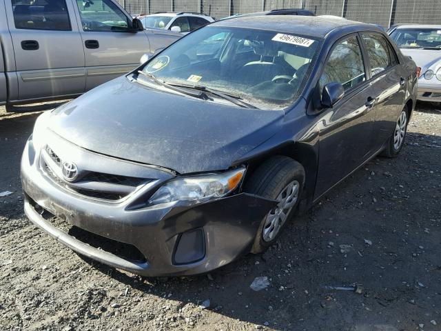 2T1BU4EE6BC559263 - 2011 TOYOTA COROLLA BA GRAY photo 2