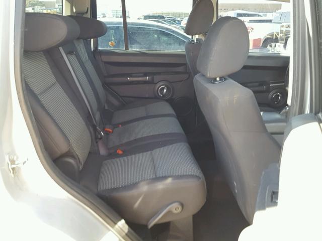 1J4RG4GK1AC103164 - 2010 JEEP COMMANDER SILVER photo 6