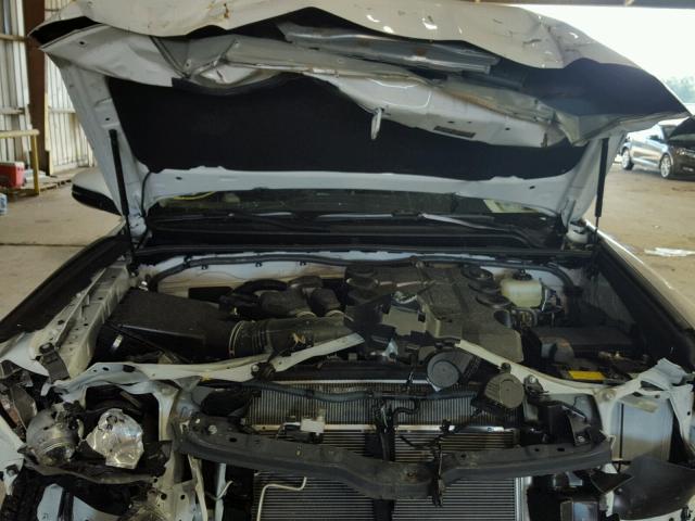 JTEBU5JR2H5478793 - 2017 TOYOTA 4RUNNER SR 白色 照片 7