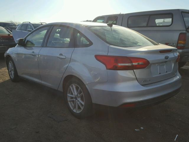 1FADP3F29FL375812 - 2015 FORD FOCUS SE SILVER photo 3