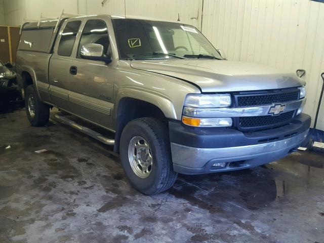 1GCHK29U22E192798 - 2002 CHEVROLET SILVERADO SILVER photo 1