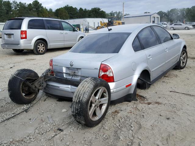 WVWRH63B94P202042 - 2004 VOLKSWAGEN PASSAT GLX SILVER photo 4