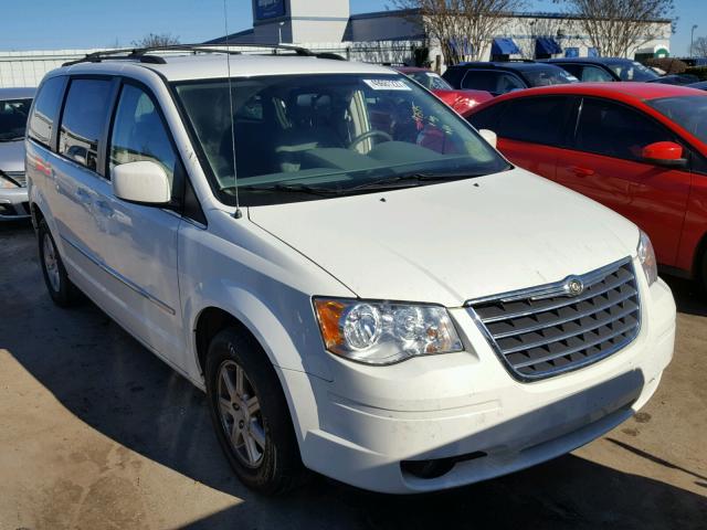 2A4RR5D19AR249198 - 2010 CHRYSLER TOWN & COU WHITE photo 1