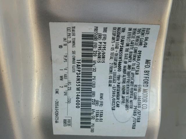 1FAFP34N55W146000 - 2005 FORD FOCUS ZX4 SILVER photo 10