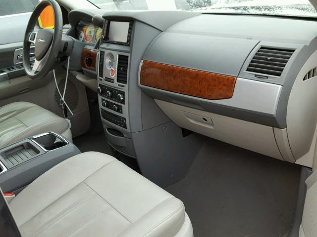 2A8HR54P58R801515 - 2008 CHRYSLER TOWN & COU Bordo foto 5