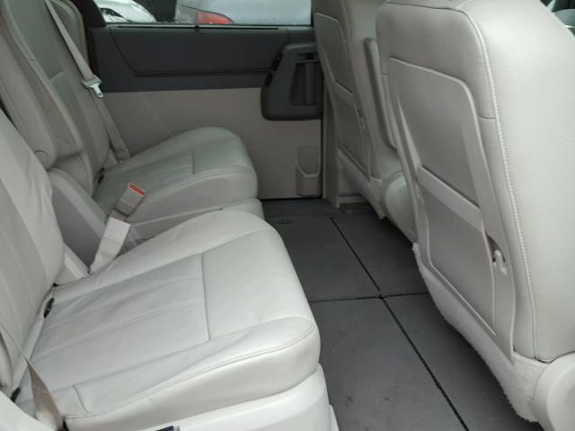 2A8HR54P58R801515 - 2008 CHRYSLER TOWN & COU Bordo foto 6