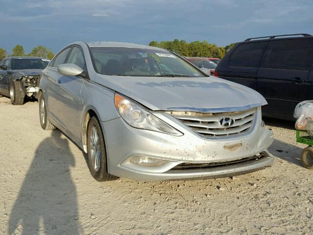 5NPEB4AC9DH535613 - 2013 HYUNDAI SONATA GLS SILVER photo 1