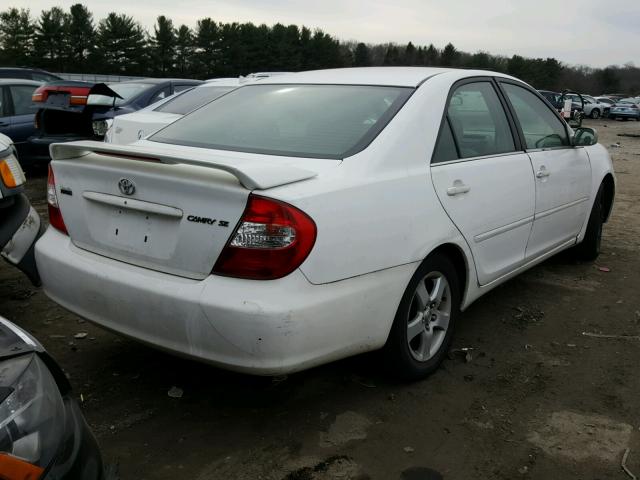 4T1BE32K72U026404 - 2002 TOYOTA CAMRY LE WHITE photo 4