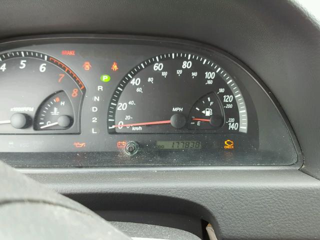 4T1BE32K72U026404 - 2002 TOYOTA CAMRY LE 白色 照片 8