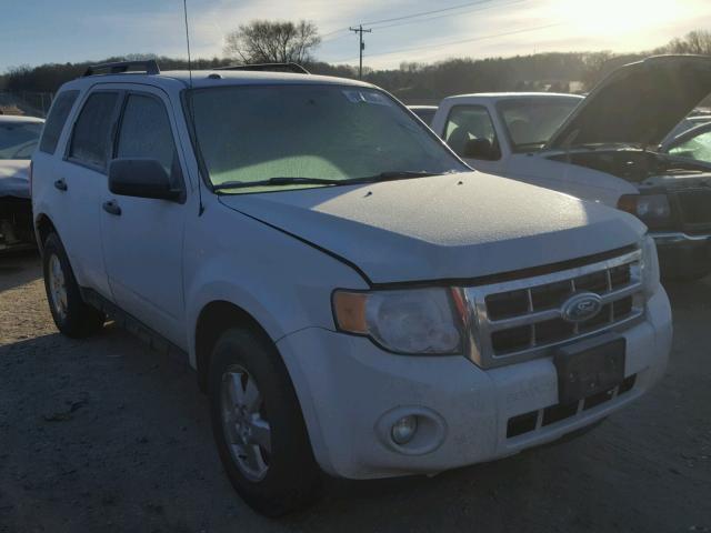 1FMCU9D76CKC70996 - 2012 FORD ESCAPE XLT WHITE photo 1