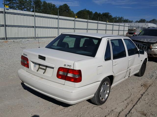 YV1LS5577W1519585 - 1998 VOLVO S70 WHITE photo 4