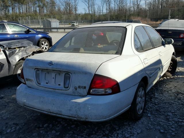 3N1CB51D8YL321887 - 2000 NISSAN SENTRA BAS WHITE photo 4