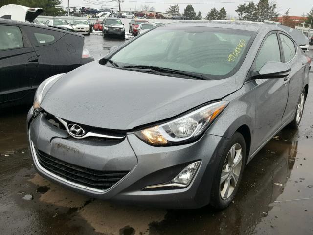 KMHDH4AE2GU604000 - 2016 HYUNDAI ELANTRA SE SILVER photo 2