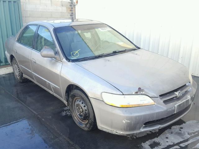 1HGCG6675WA179172 - 1998 HONDA ACCORD EX BEIGE photo 1