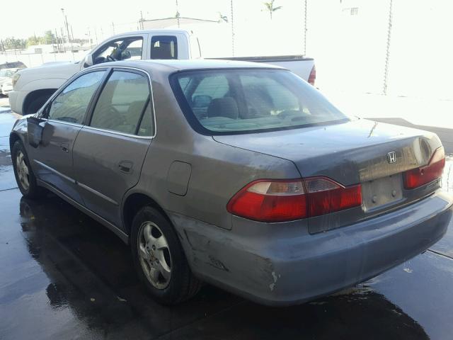 1HGCG6675WA179172 - 1998 HONDA ACCORD EX BEIGE photo 3