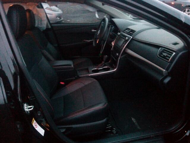 4T1BF1FK9GU123672 - 2016 TOYOTA CAMRY LE შავი ფოტო 5