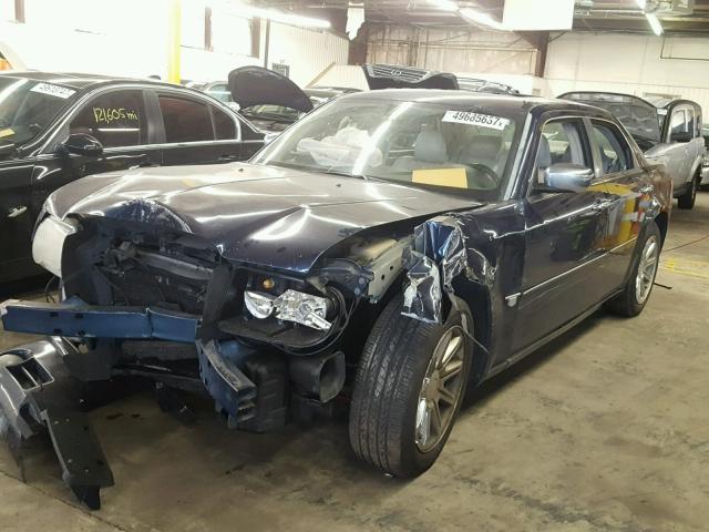 2C3LA63H26H284903 - 2006 CHRYSLER 300C BLUE photo 2