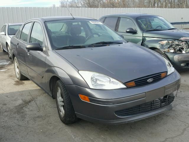 1FAFP343X2W231358 - 2002 FORD FOCUS SE GRAY photo 1